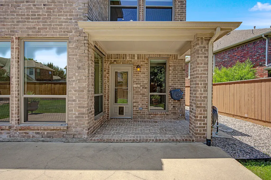 518 Collins Lane Fate TX 75087
