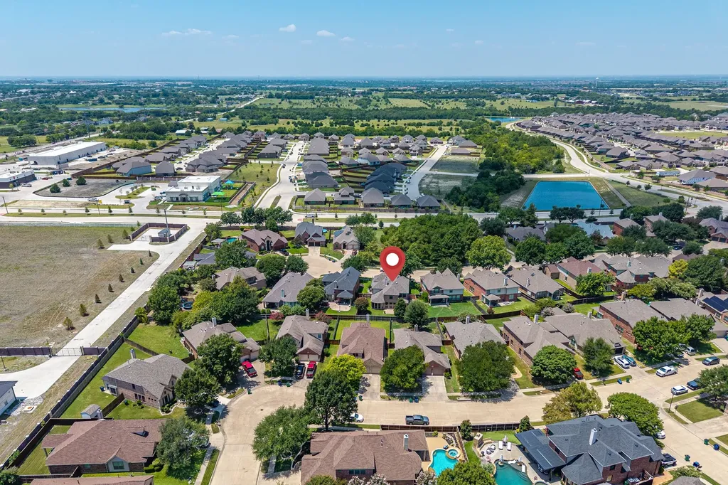 518 Collins Lane Fate TX 75087