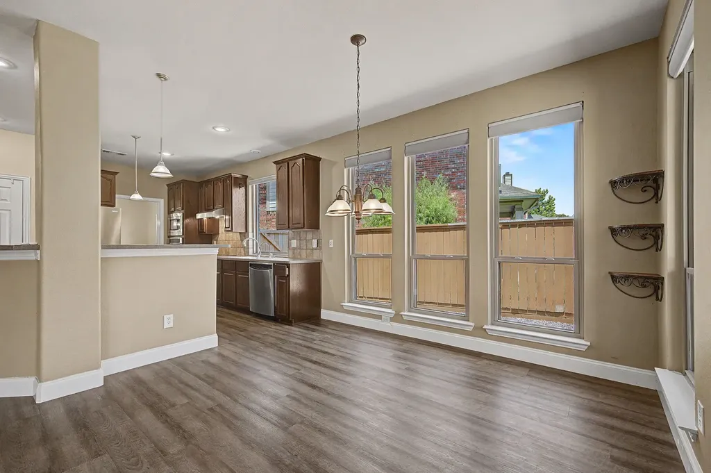 518 Collins Lane Fate TX 75087