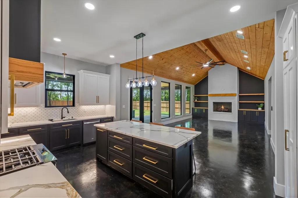 12253 Madison Crossing Bullard TX 75757