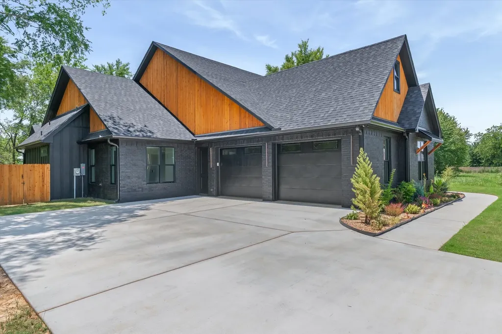 12253 Madison Crossing Bullard TX 75757