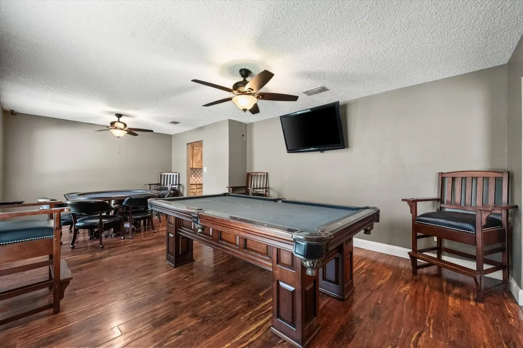 704 Whistler Drive Arlington TX 76006