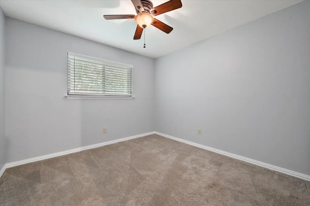 704 Whistler Drive Arlington TX 76006