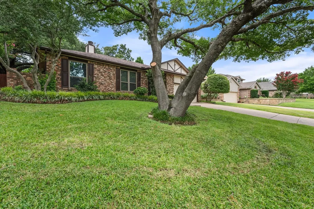 704 Whistler Drive Arlington TX 76006