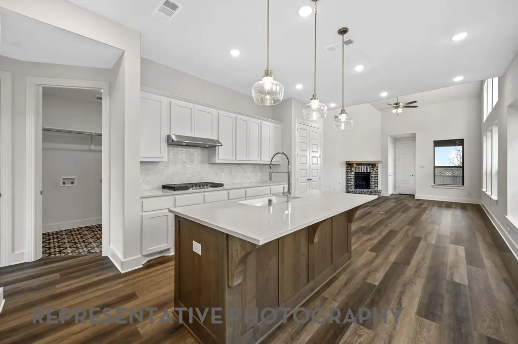 7582 Epiphany Way Midlothian TX 76084
