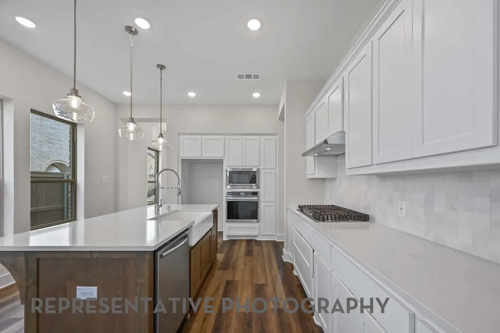 7582 Epiphany Way Midlothian TX 76084