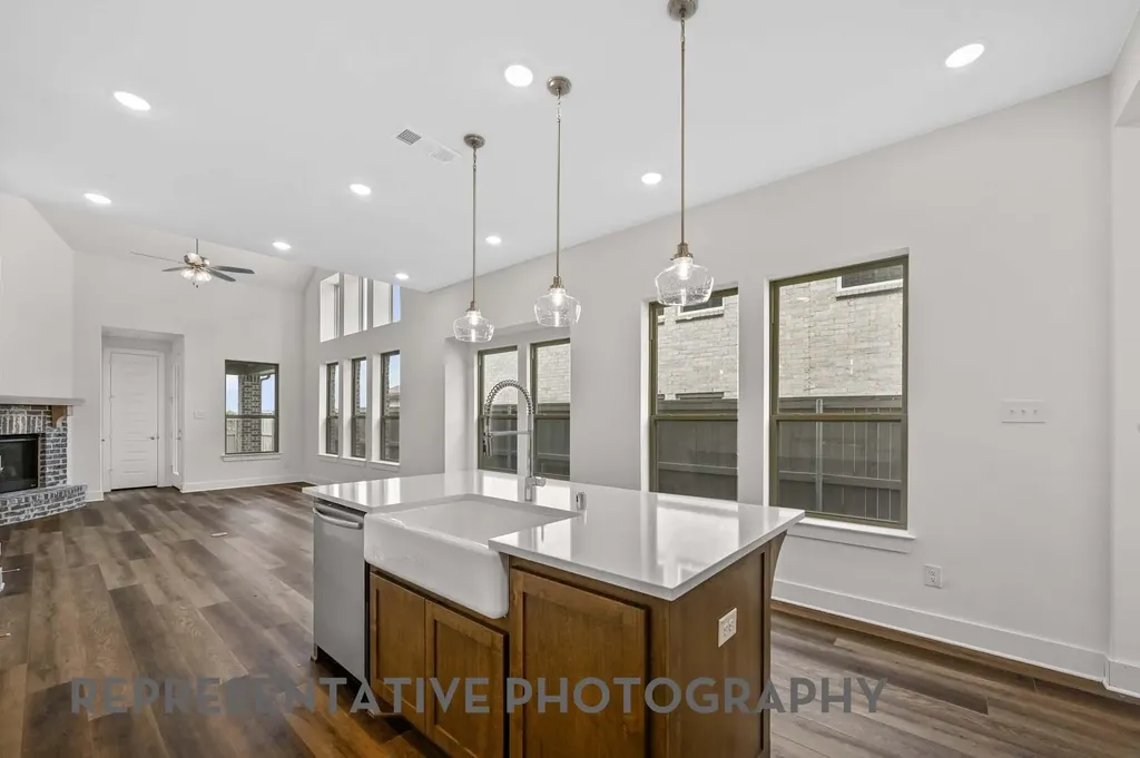 7582 Epiphany Way Midlothian TX 76084