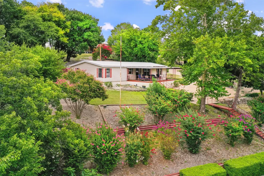 363 Oakview Road Gainesville TX 76240