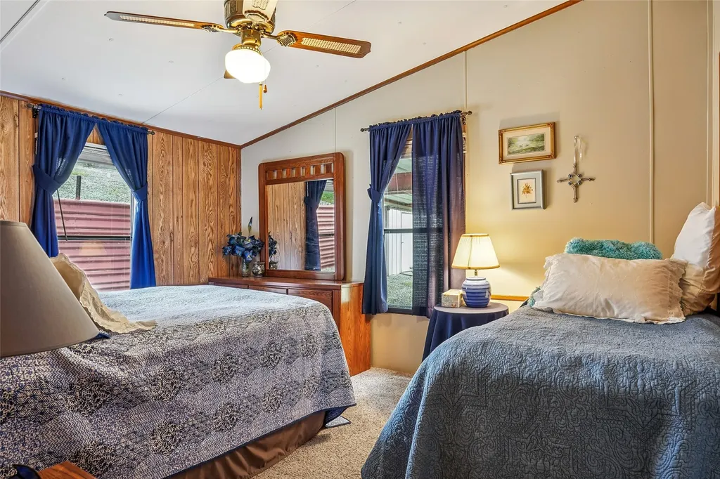 363 Oakview Road Gainesville TX 76240