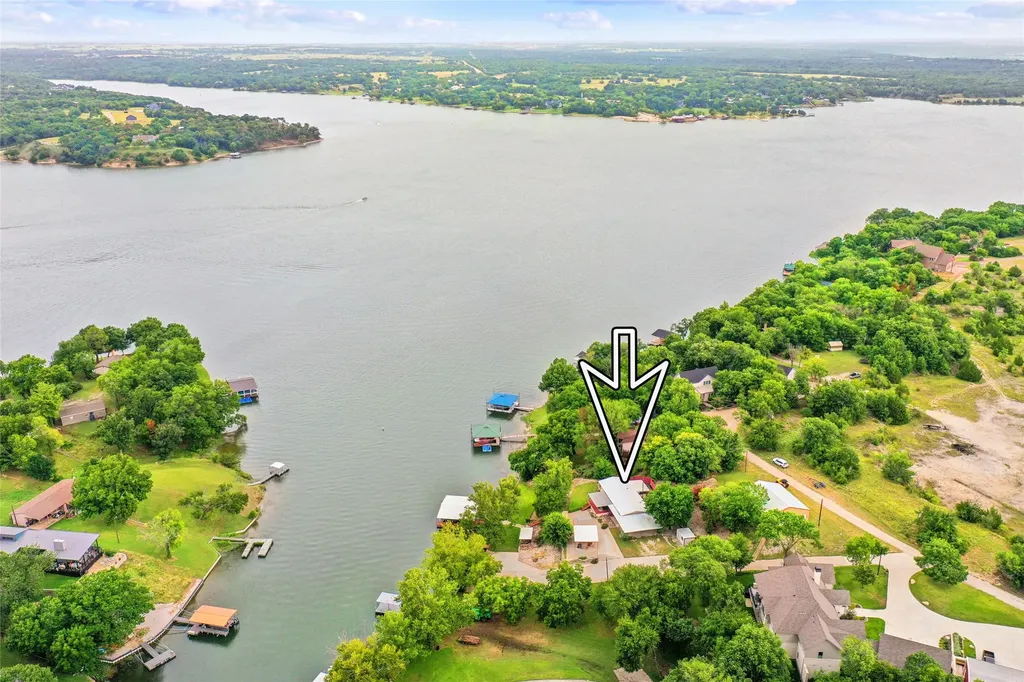 363 Oakview Road Gainesville TX 76240