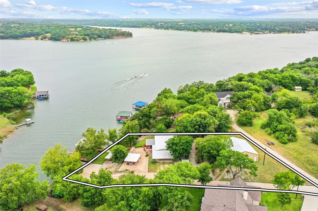 363 Oakview Road Gainesville TX 76240