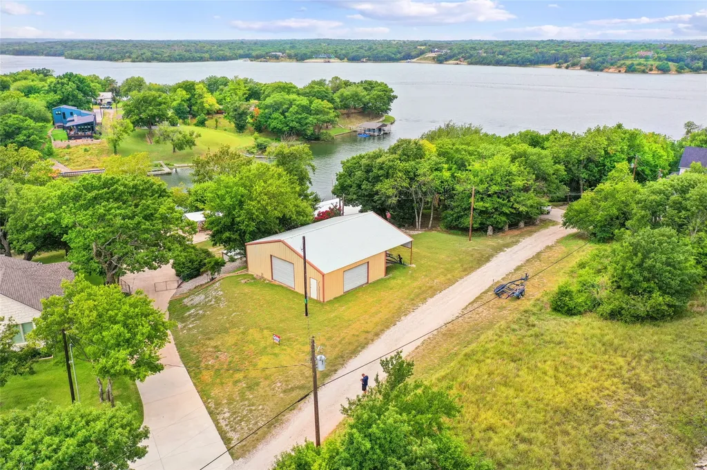 363 Oakview Road Gainesville TX 76240
