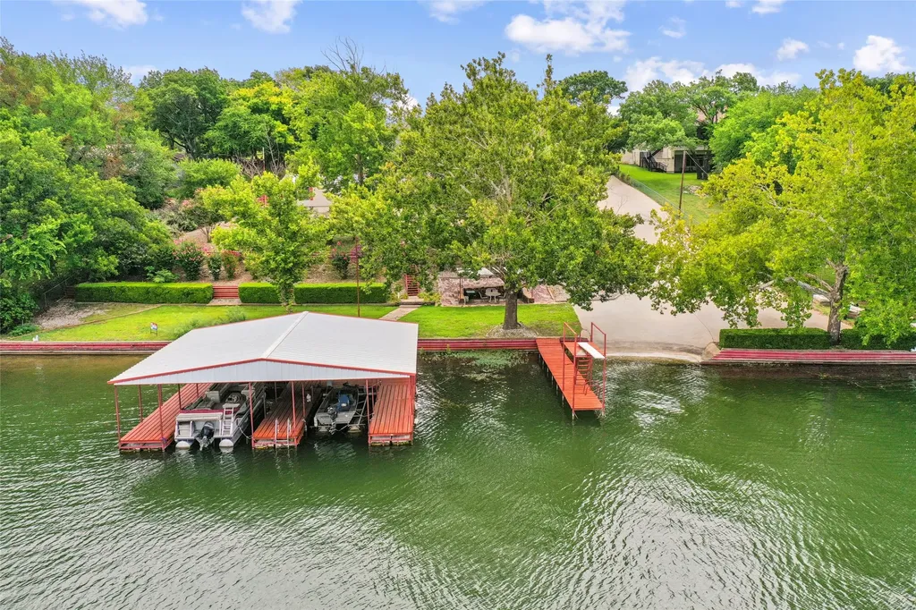 363 Oakview Road Gainesville TX 76240
