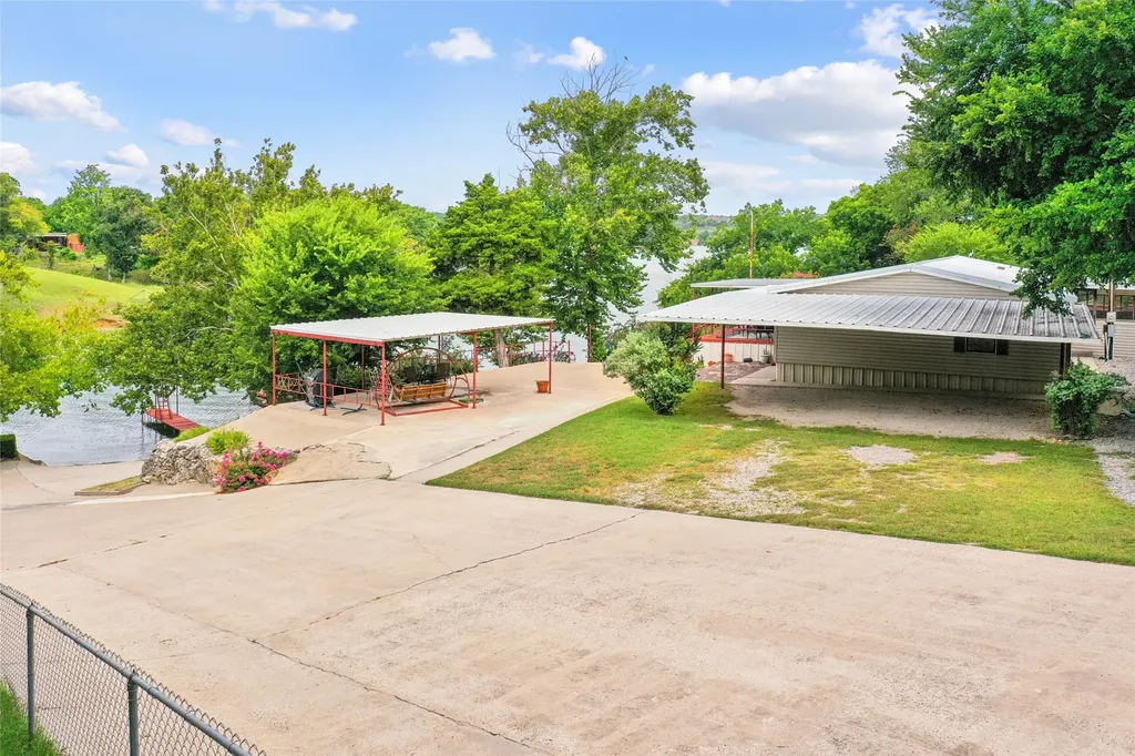 363 Oakview Road Gainesville TX 76240