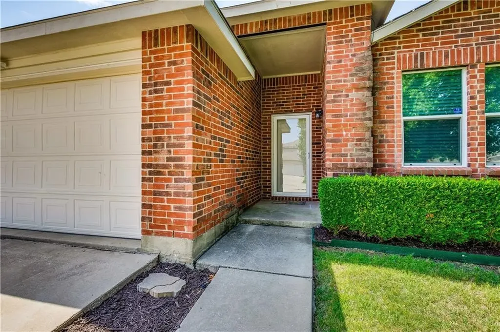 1608 Rialto Way Fort Worth TX 76247