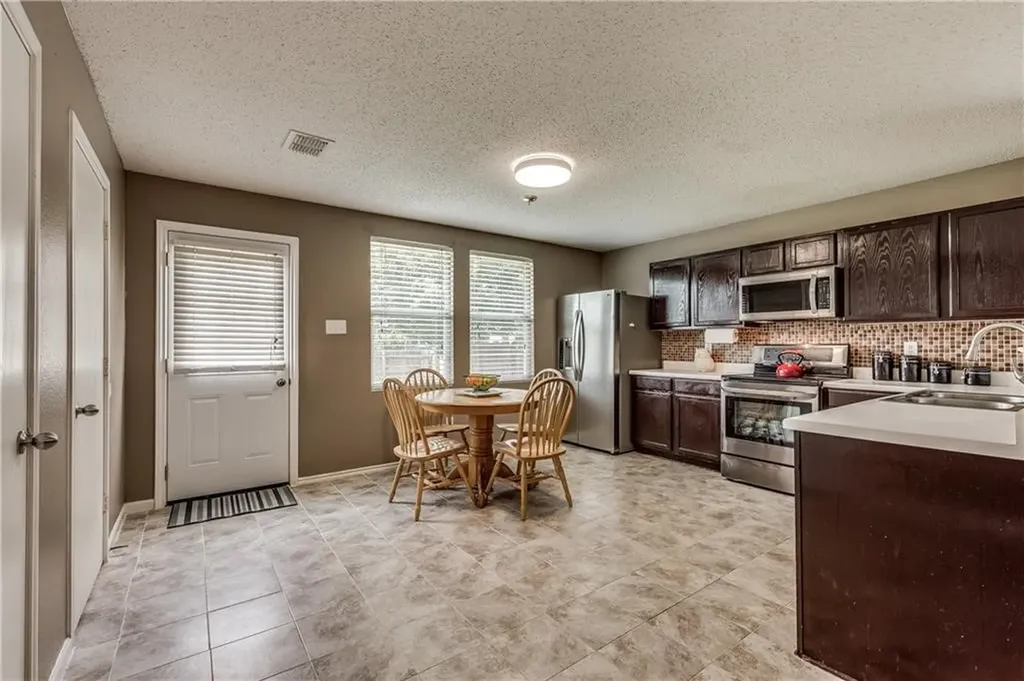 1608 Rialto Way Fort Worth TX 76247
