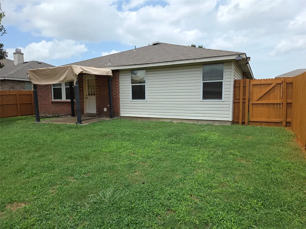 1608 Rialto Way Fort Worth TX 76247