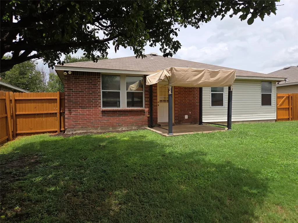1608 Rialto Way Fort Worth TX 76247