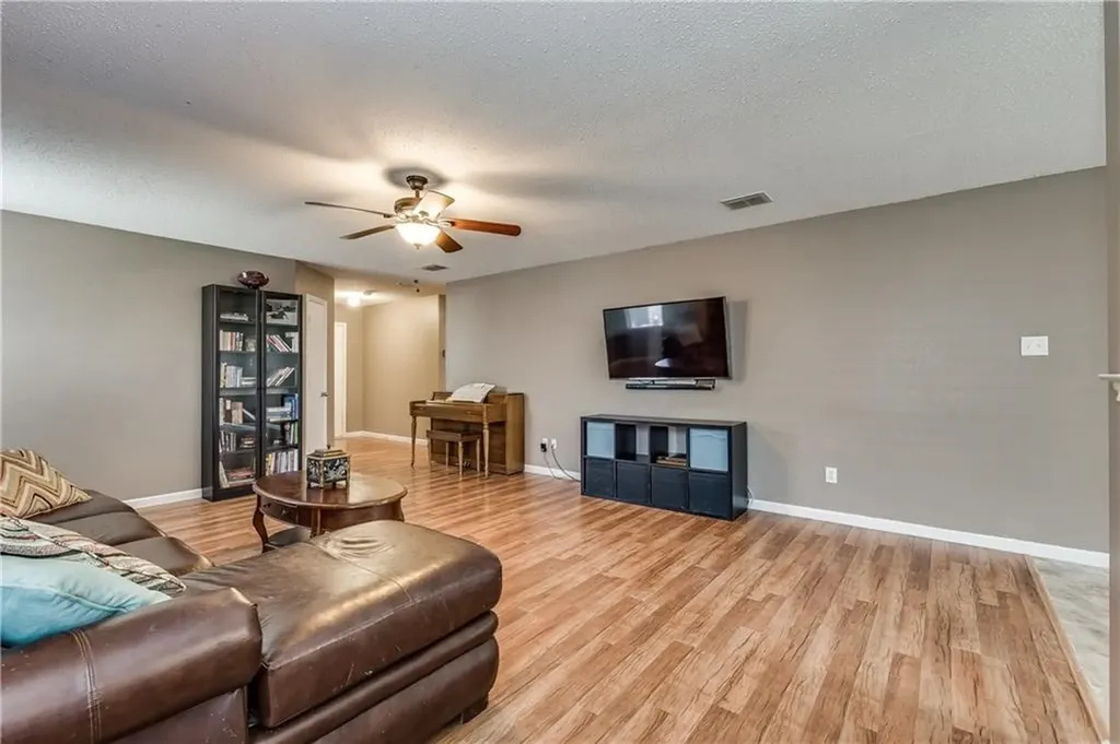 1608 Rialto Way Fort Worth TX 76247