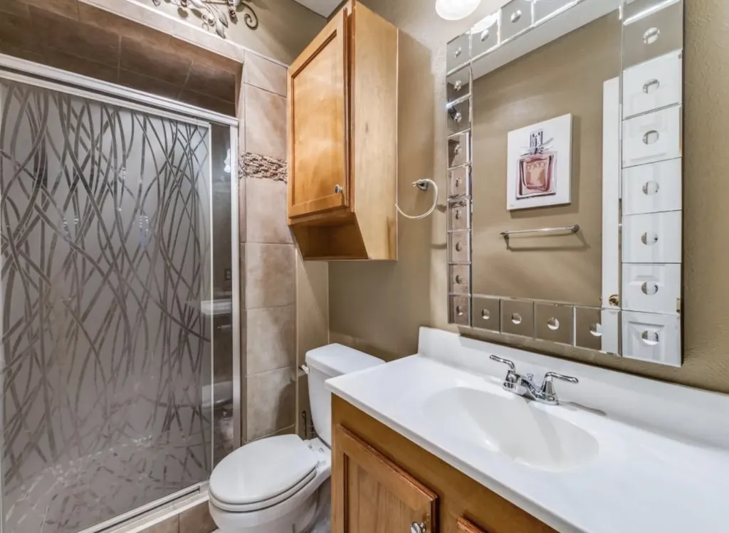 8633 Baumgarten Drive Dallas TX 75228