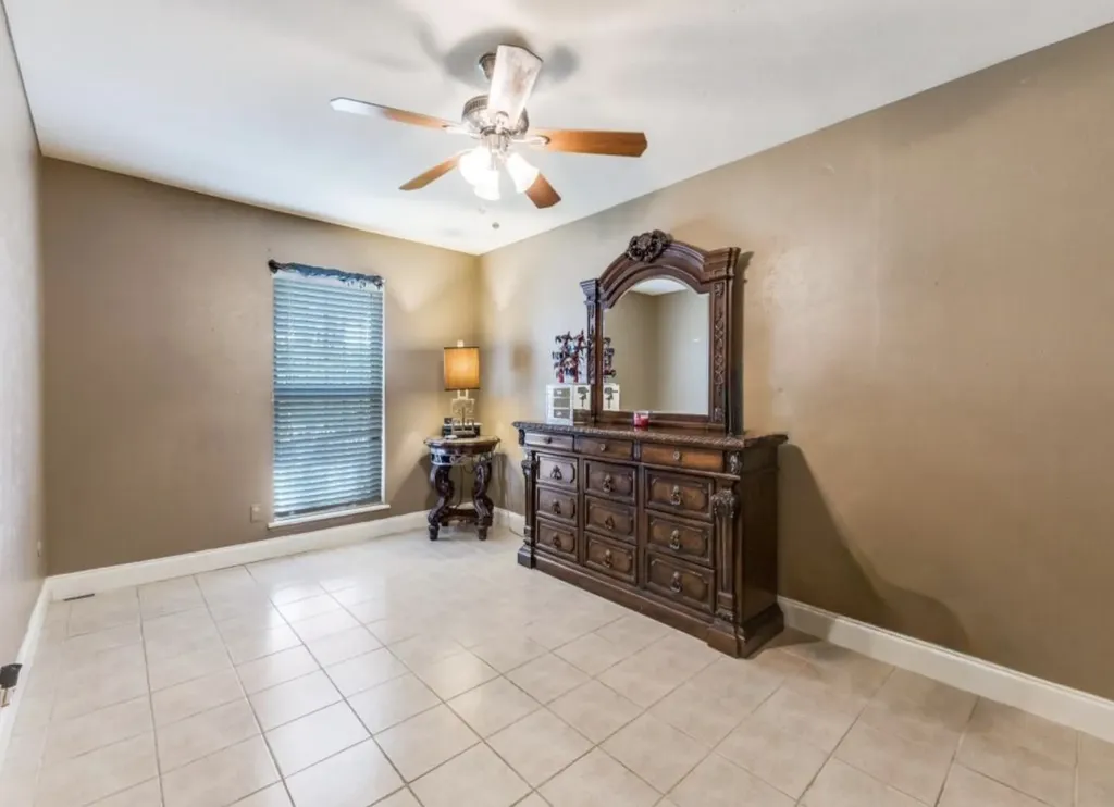 8633 Baumgarten Drive Dallas TX 75228