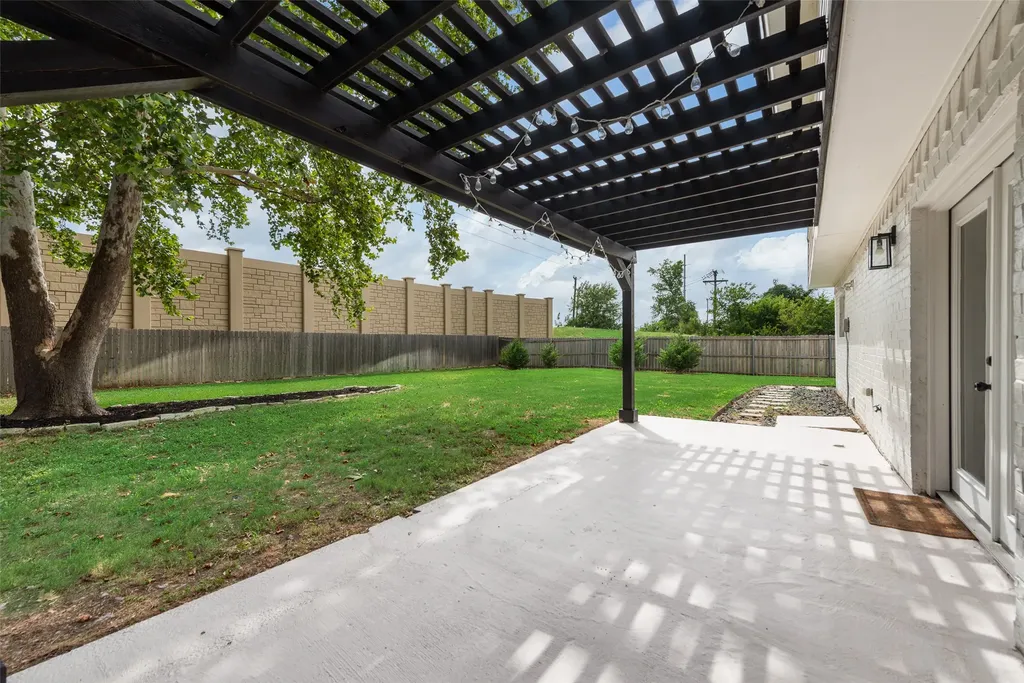 7 Crooked Creek Court Trophy Club TX 76262