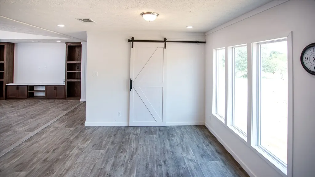 887 Briar Creek Graham TX 76450