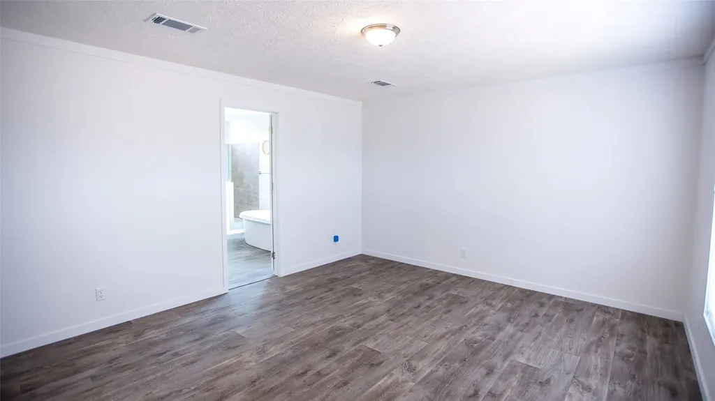 887 Briar Creek Graham TX 76450