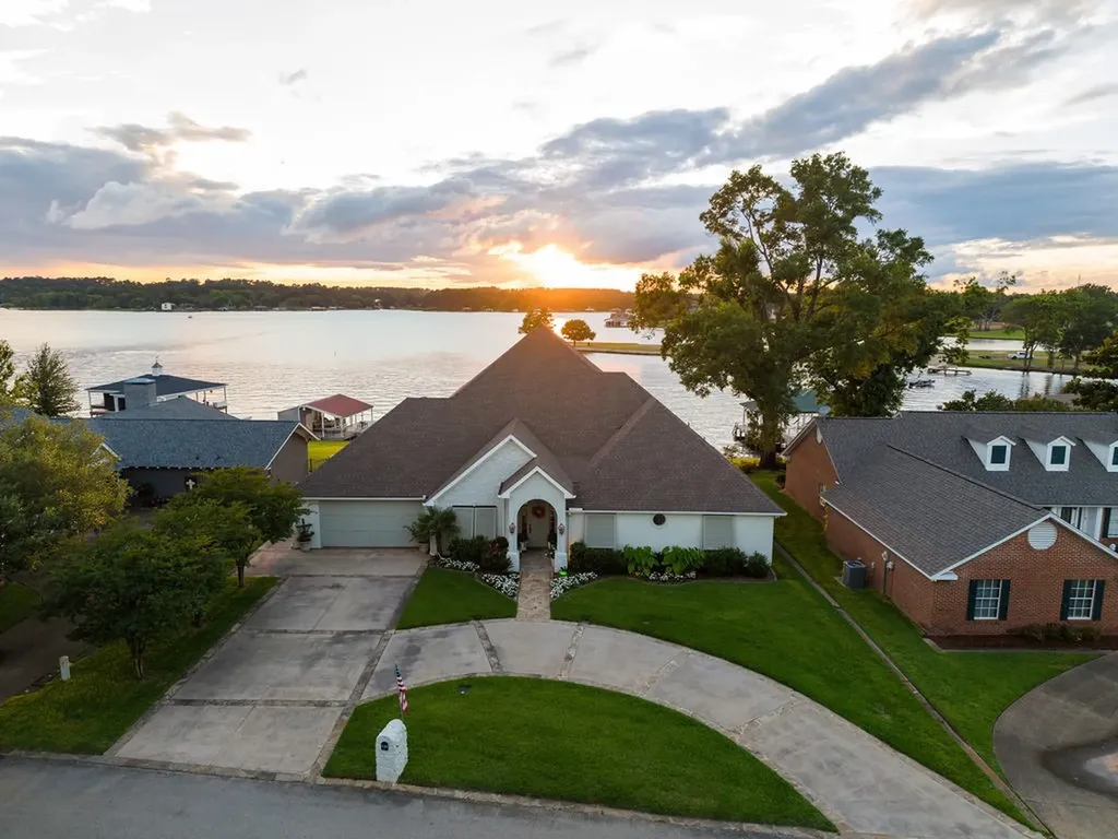 120 Marina Drive Bullard TX 75757