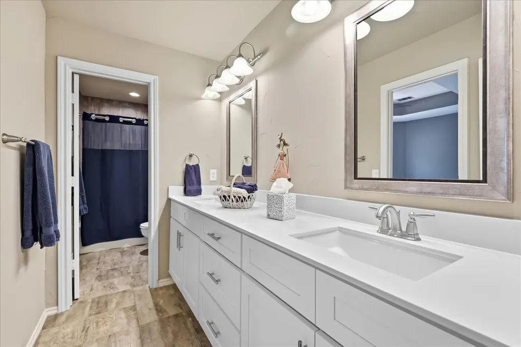 940 Creek Crossing Coppell TX 75019