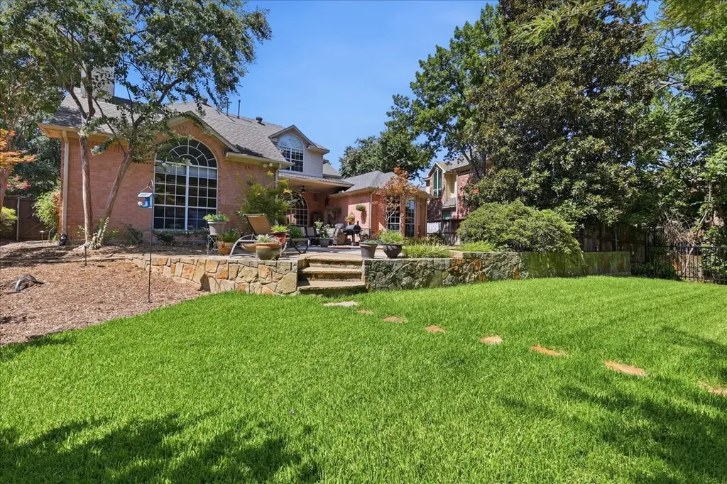 940 Creek Crossing Coppell TX 75019