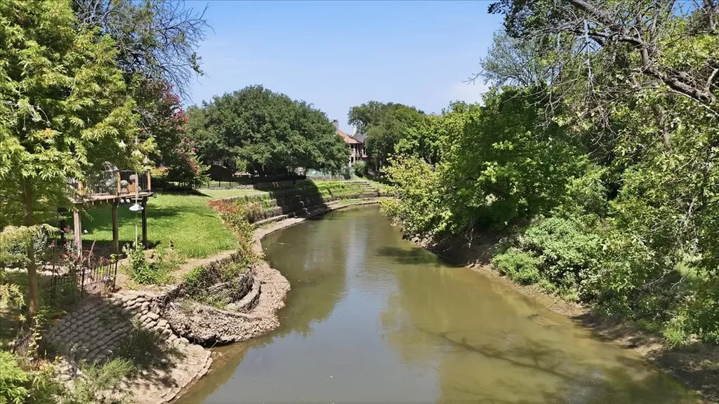 940 Creek Crossing Coppell TX 75019