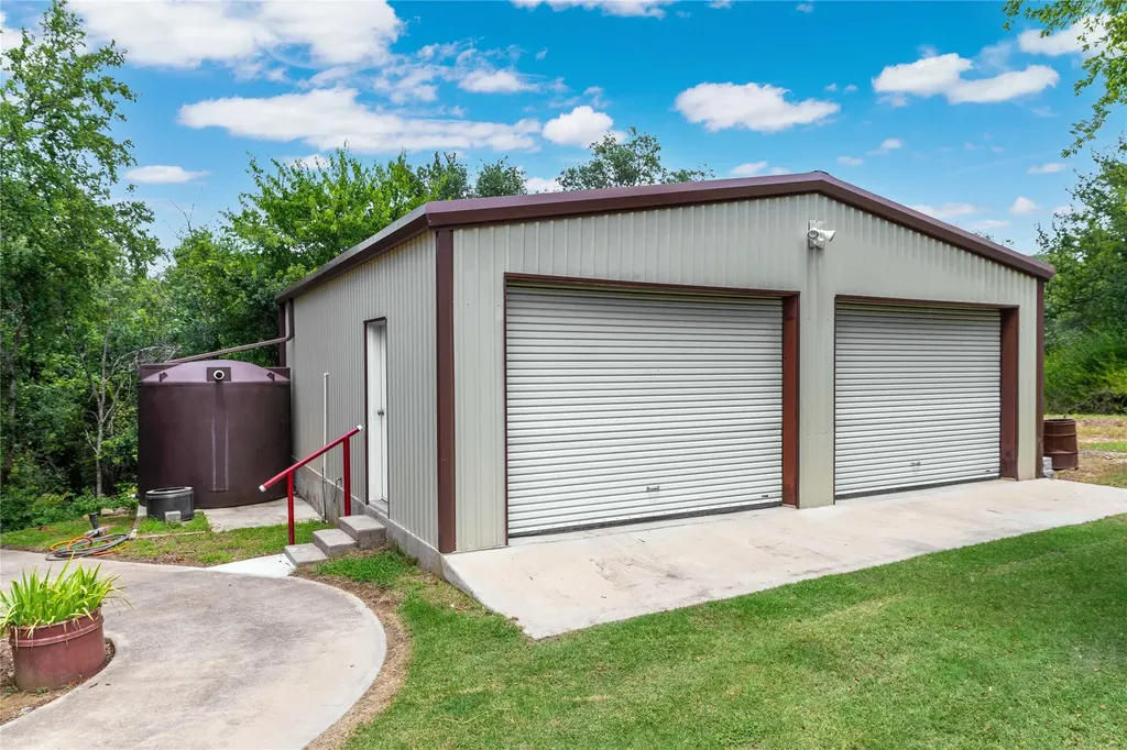 6976 Shamrock Drive Brownwood TX 76801