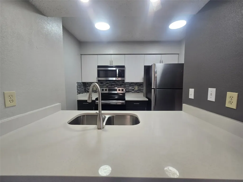 12484 Abrams Road Dallas TX 75243