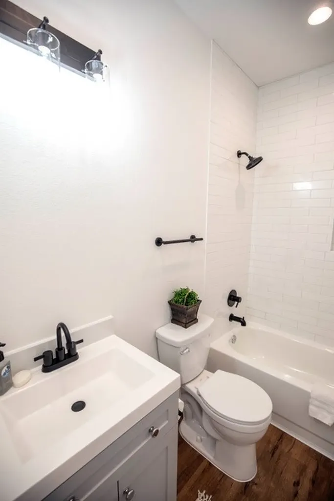802 Walnut Street Honey Grove TX 75446