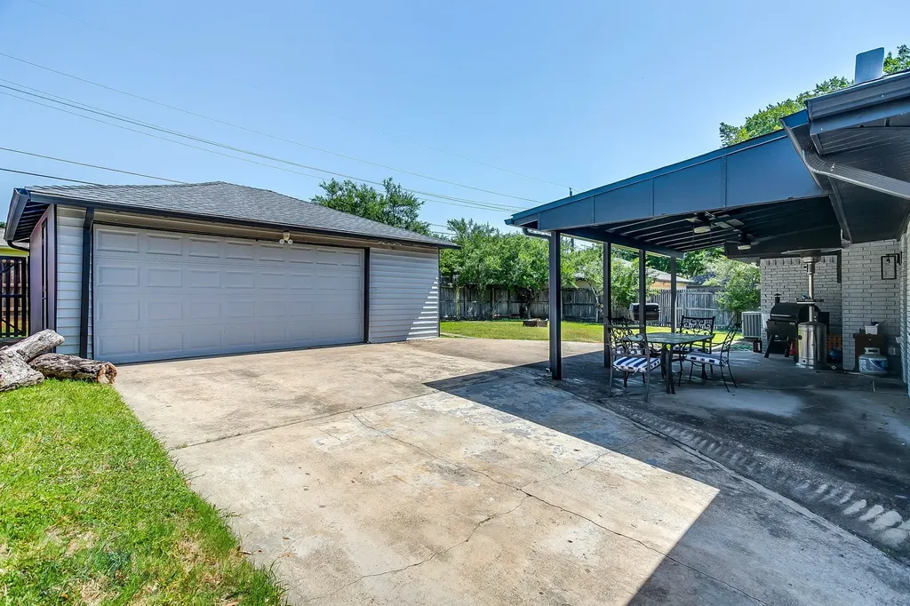 10023 Shadyview Drive Dallas TX 75238