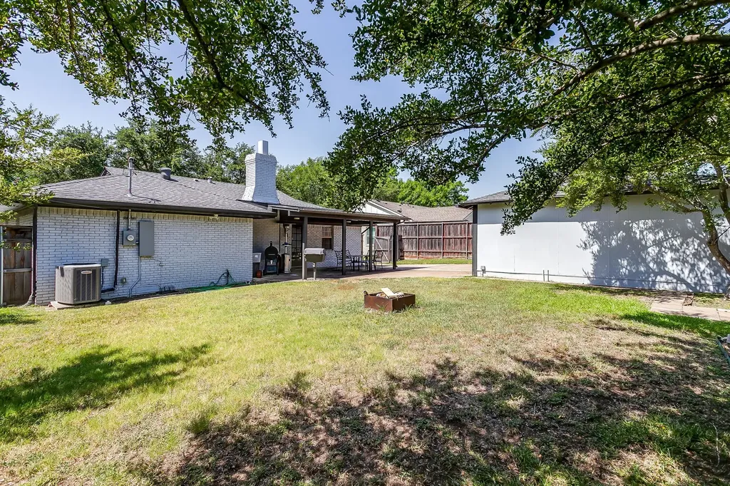 10023 Shadyview Drive Dallas TX 75238