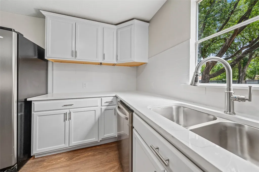 117 N Oak Street Lacy Lakeview TX 76705