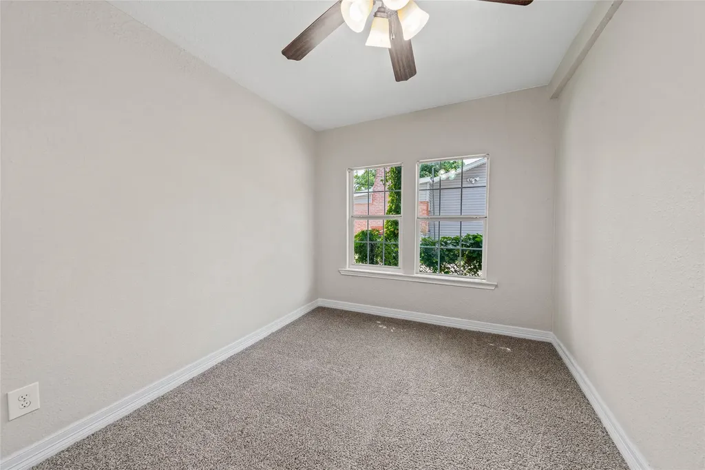 117 N Oak Street Lacy Lakeview TX 76705