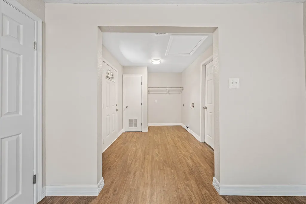 117 N Oak Street Lacy Lakeview TX 76705