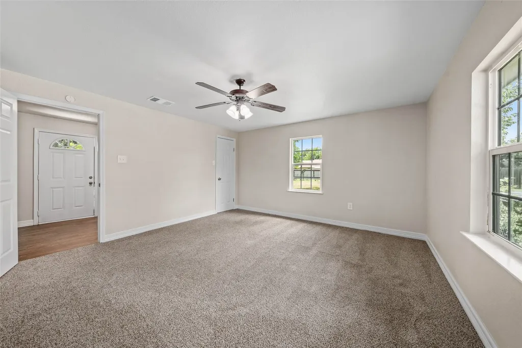 117 N Oak Street Lacy Lakeview TX 76705