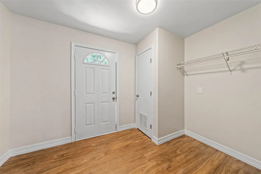 117 N Oak Street Lacy Lakeview TX 76705
