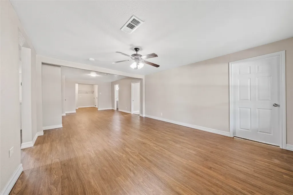 117 N Oak Street Lacy Lakeview TX 76705