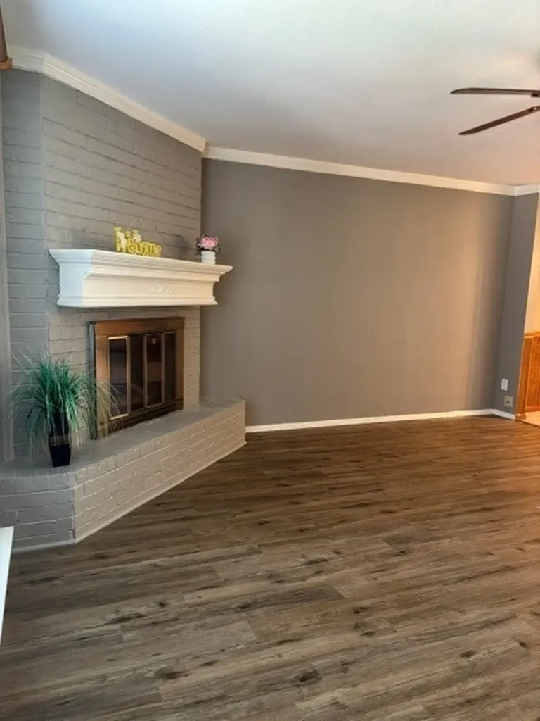 22 E Townhouse Lane Grand Prairie TX 75052