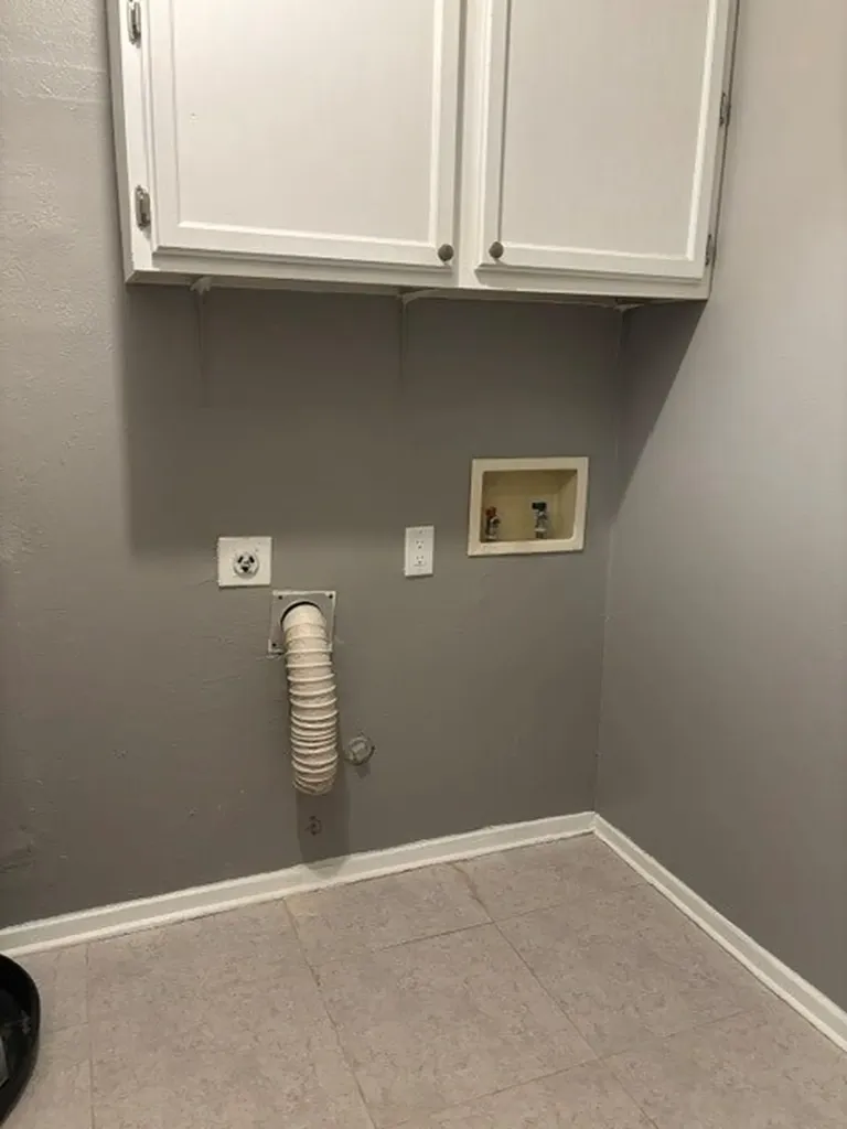 22 E Townhouse Lane Grand Prairie TX 75052