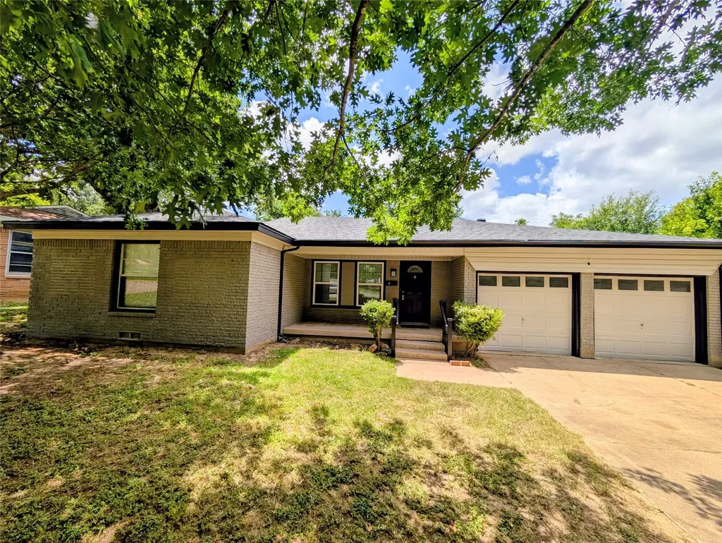1706 Henderson Court Irving TX 75061