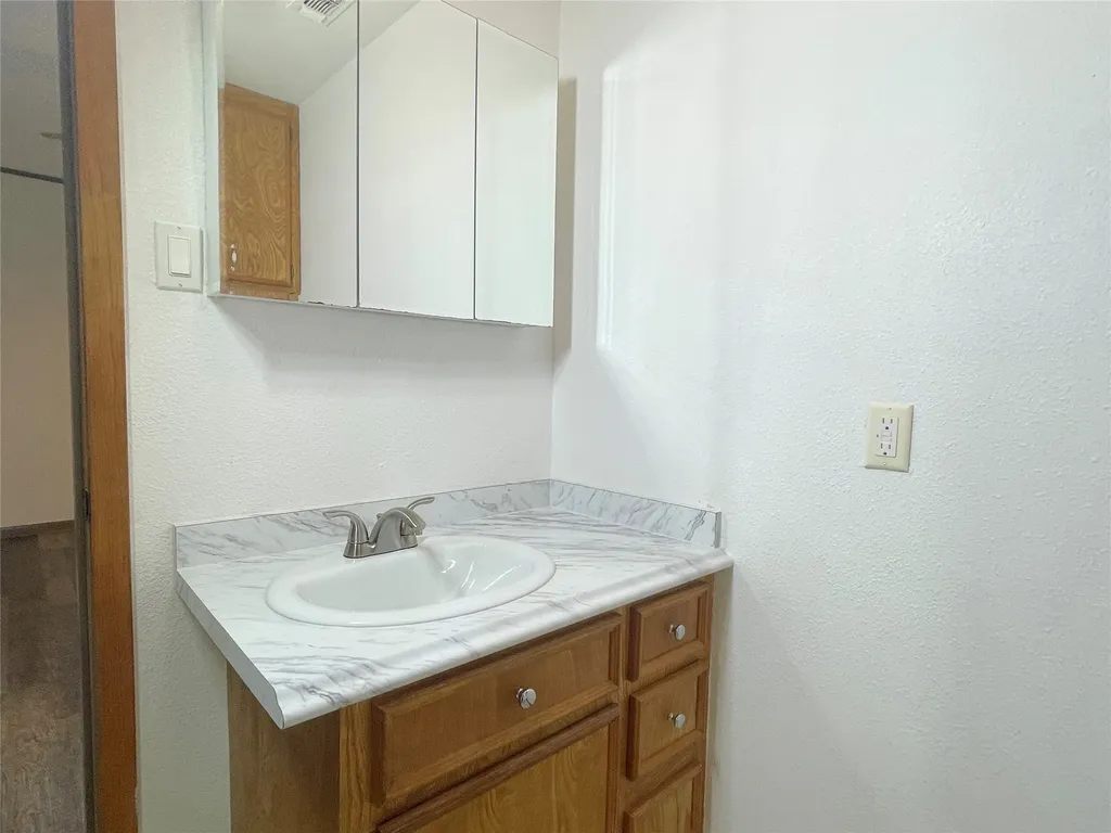 525 N Fm 80 N Streetman TX 75859