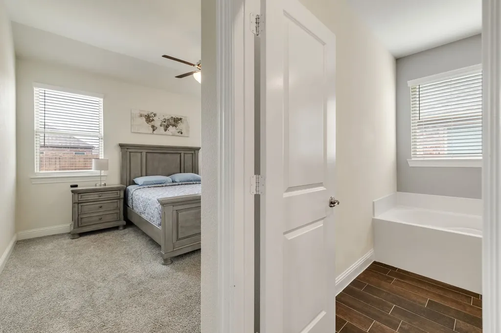 2717 Ainsworth Road Aubrey TX 76227