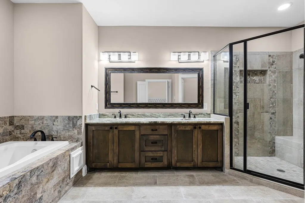 5606 La Foy Boulevard Dallas TX 75209