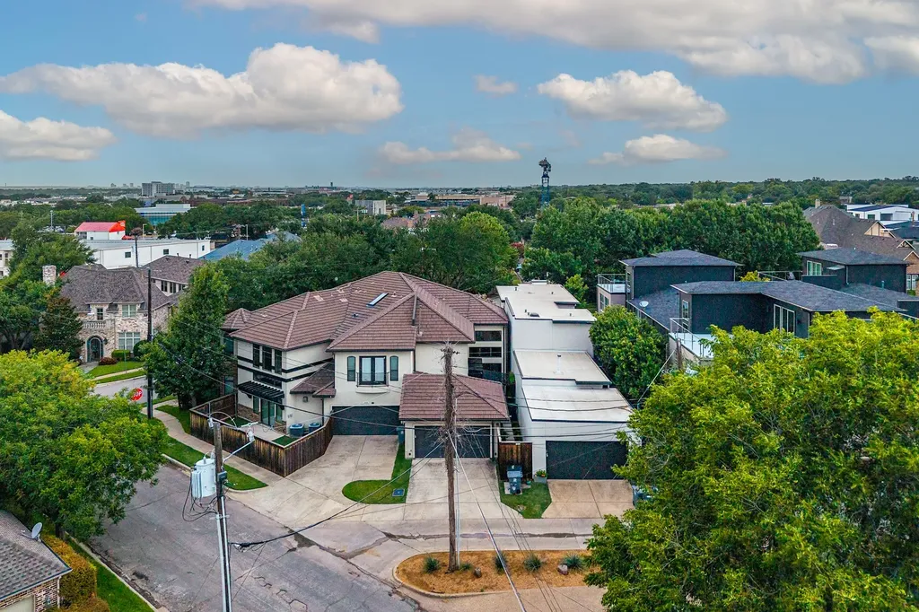 5606 La Foy Boulevard Dallas TX 75209
